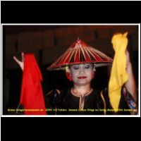 12395 147 Folklore  Sarawak Culture Village bei Kuting Malaysia 2006 Sarawak.jpg